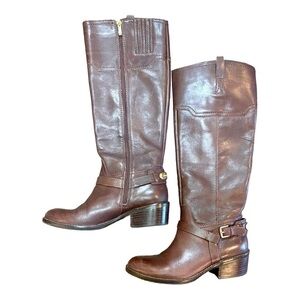 IVANKA TRUMP, BROWN LEATHER, KNEE HIGH BOOTS. SIDE BUCKLE, ROUND TOE. SIZE 7M